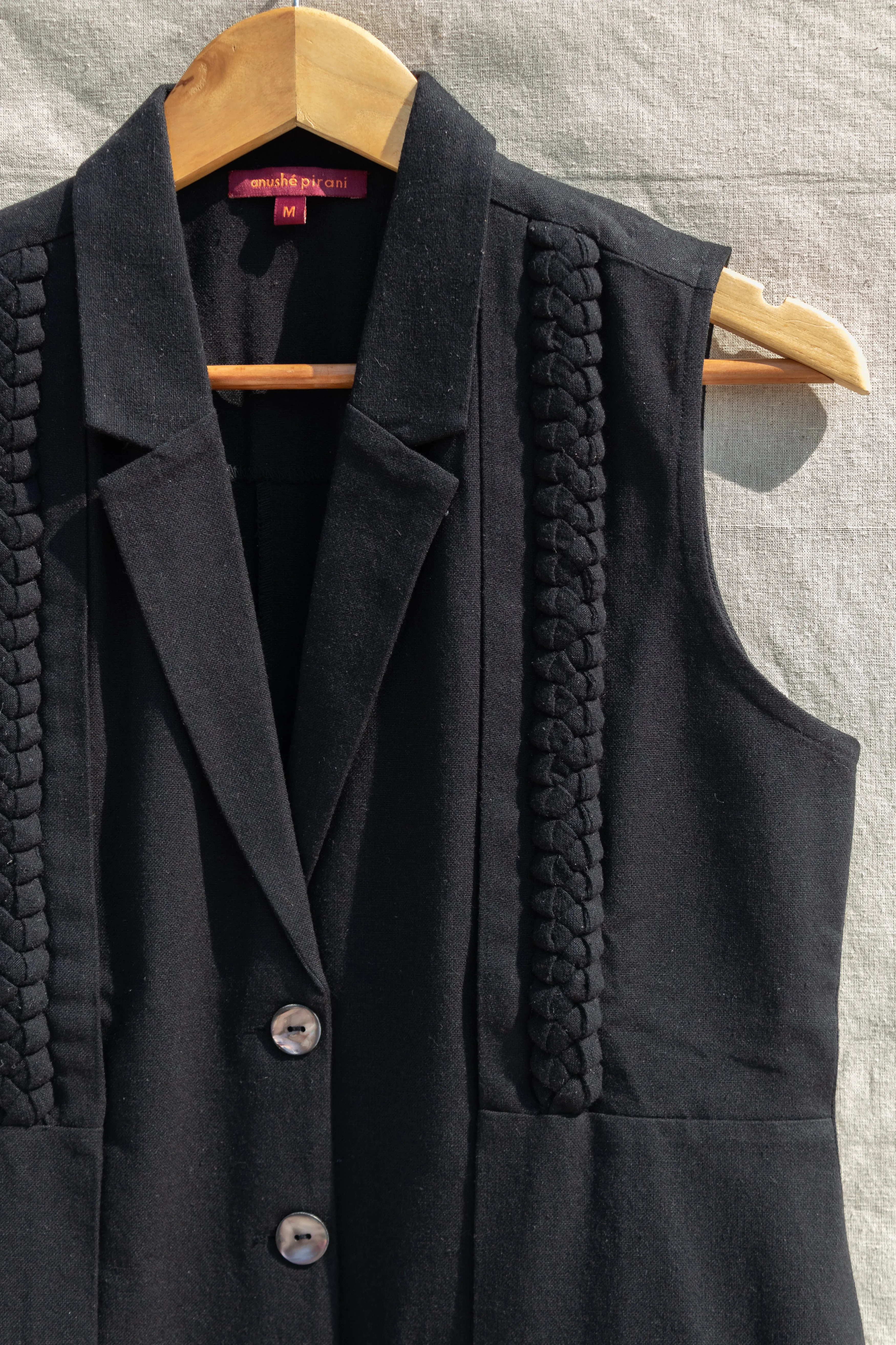 Black Sleeveless Blazer