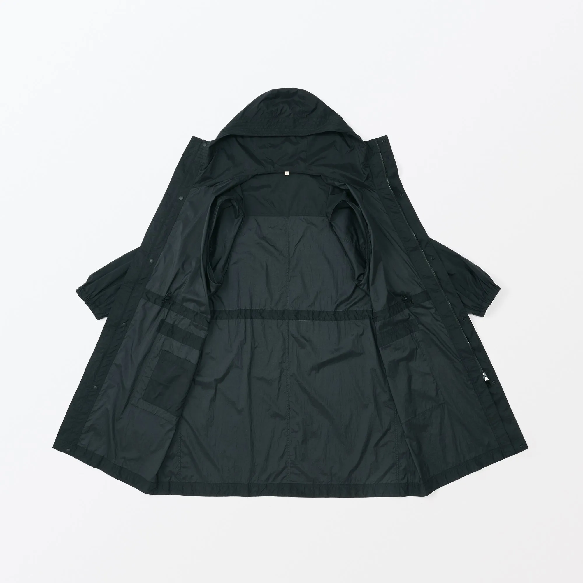Labo Men's Light Waterproof Nylon Hooded Coat
