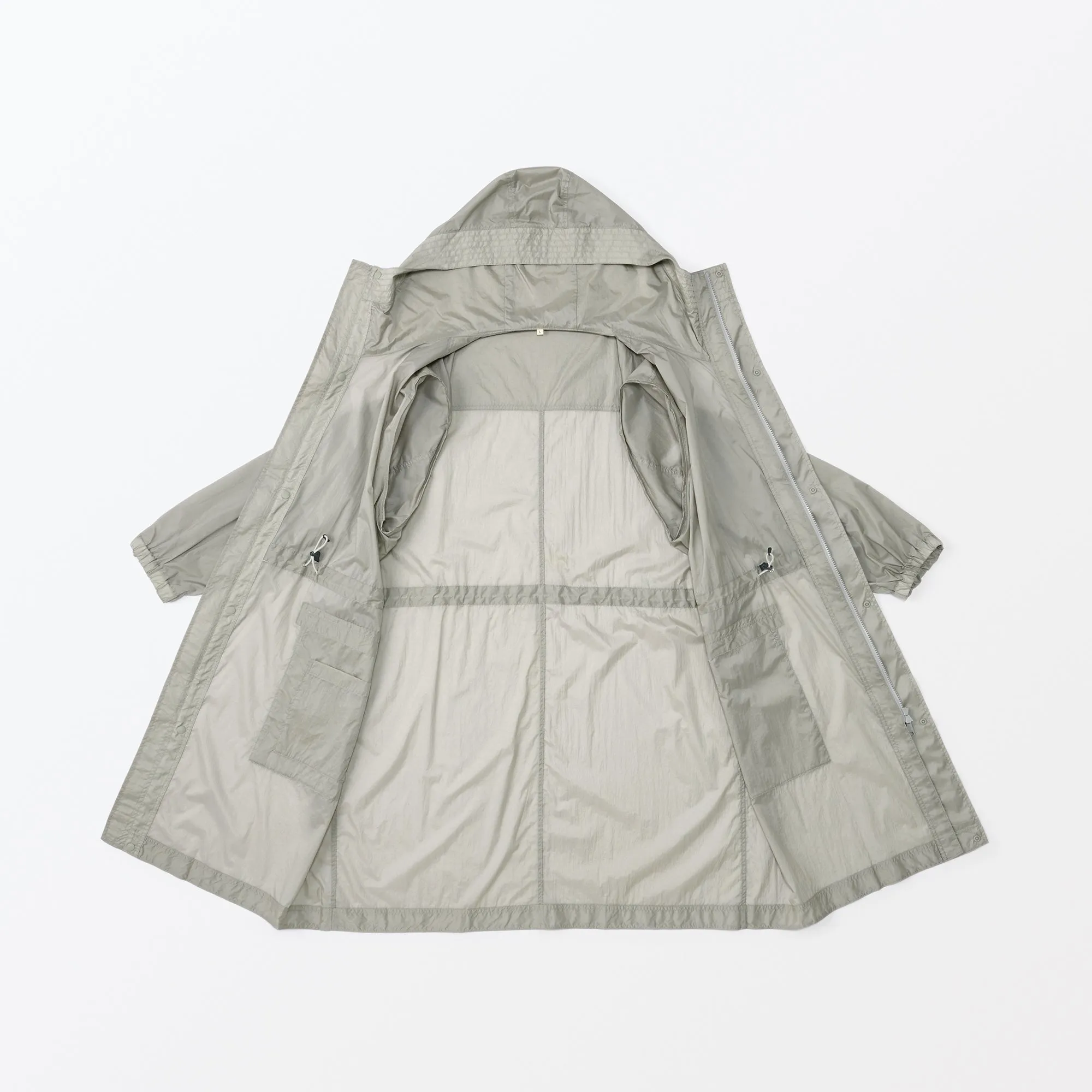 Labo Men's Light Waterproof Nylon Hooded Coat