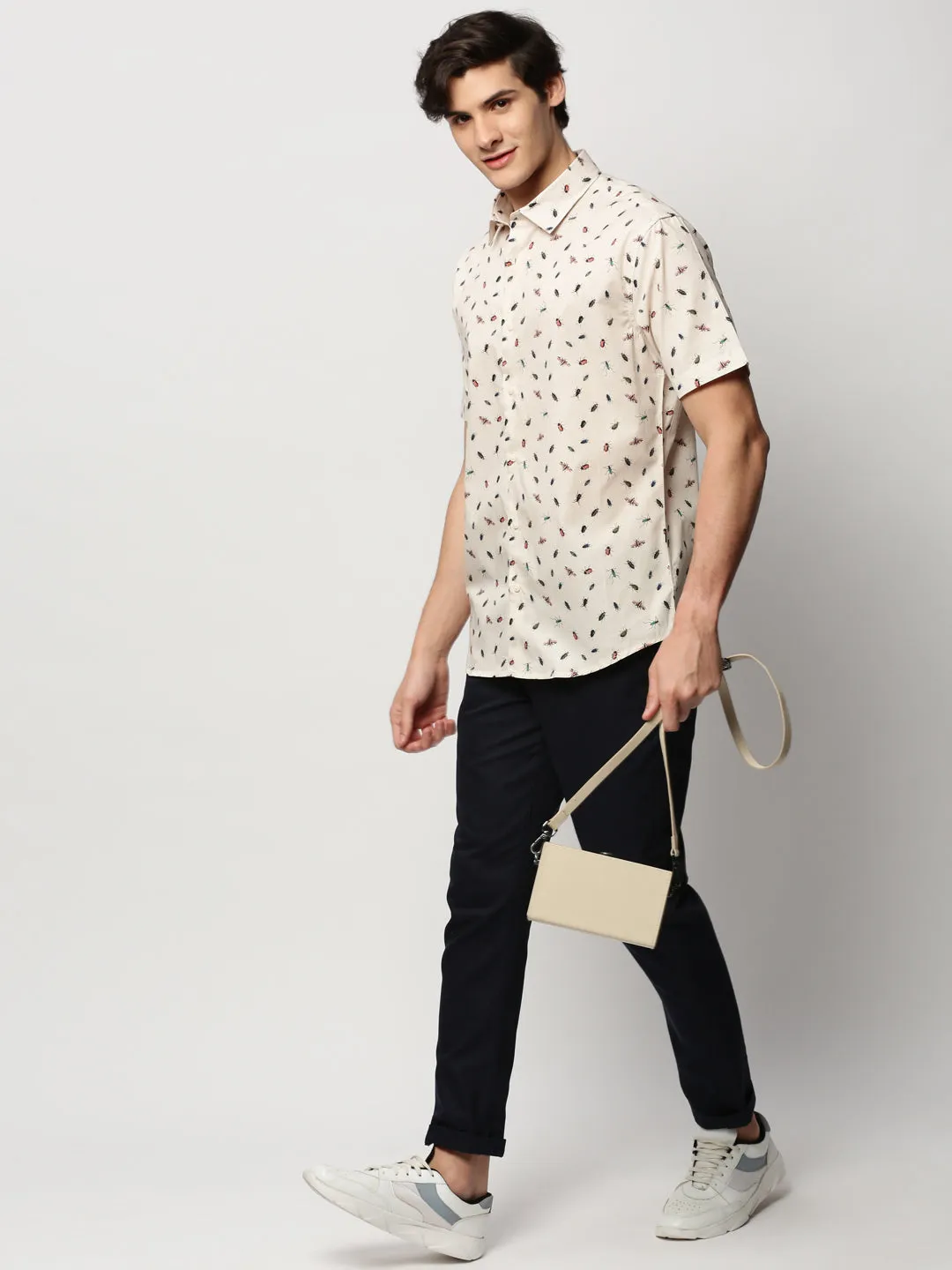Men Cream Standard Slim Fit Conversational Printed Oxford Weave Cotton Casual Shirt
