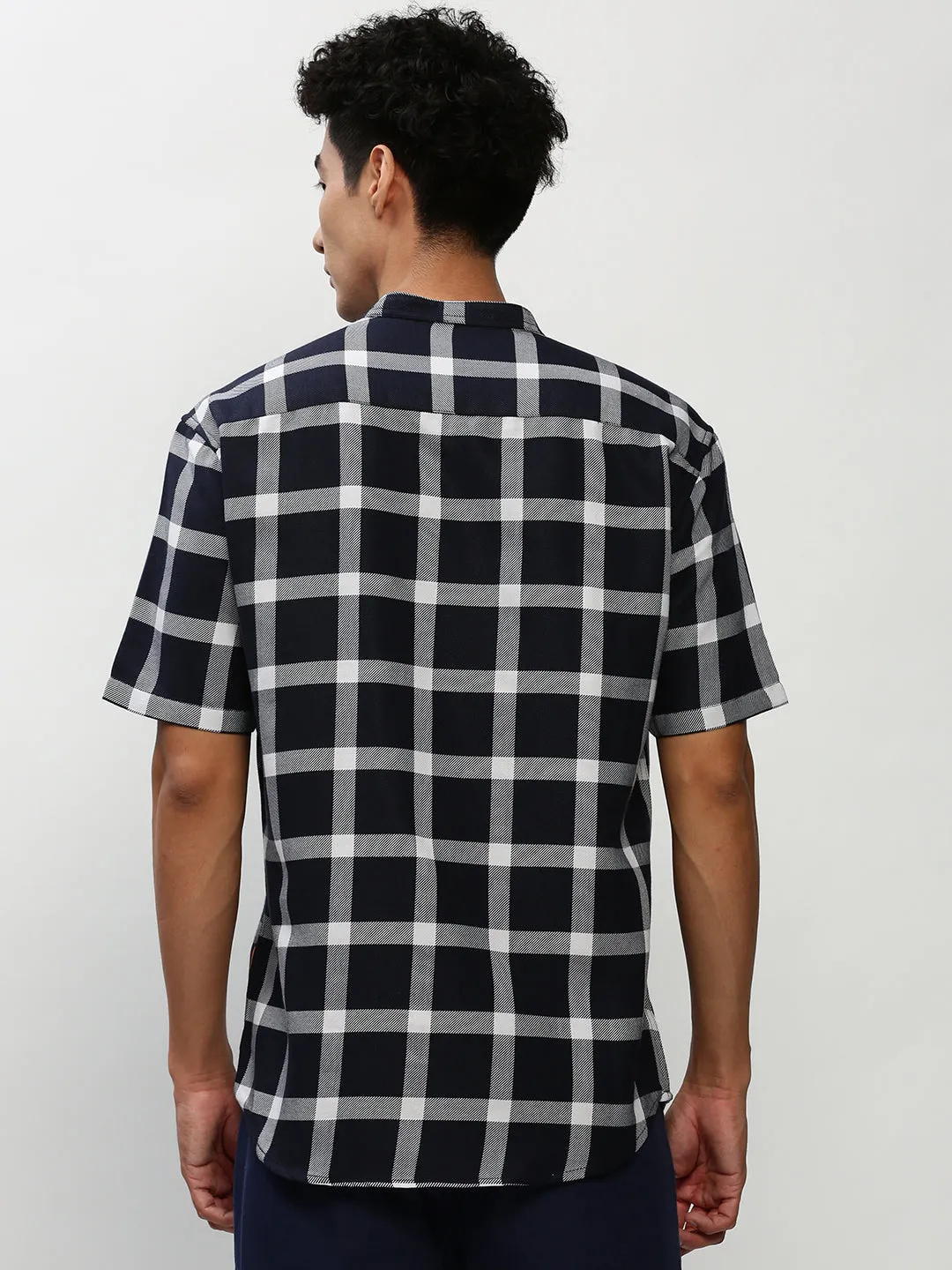 Men Navy Blue Standard Windowpane Checked Twill Cotton Slim Fit Casual Shirt