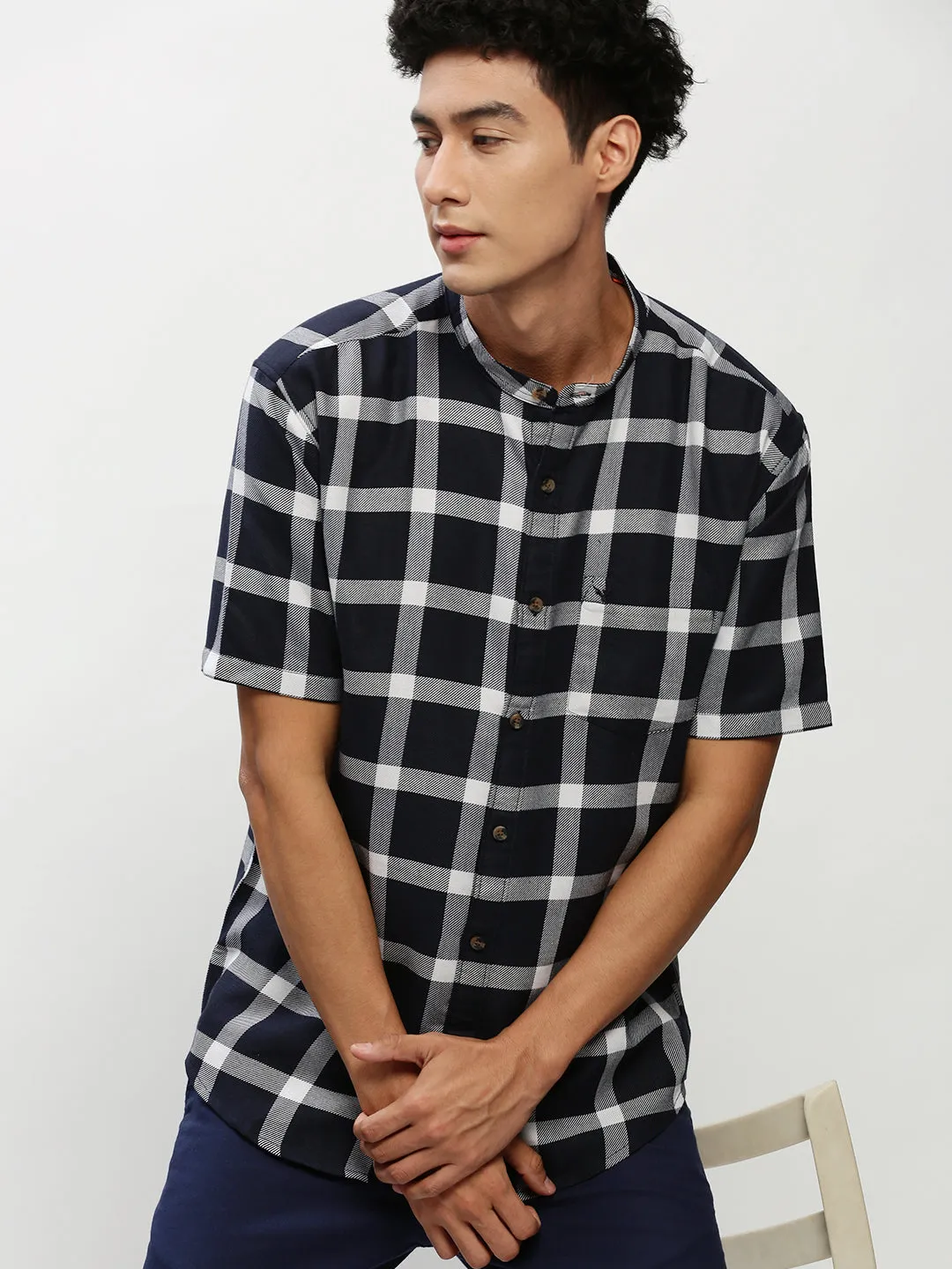 Men Navy Blue Standard Windowpane Checked Twill Cotton Slim Fit Casual Shirt