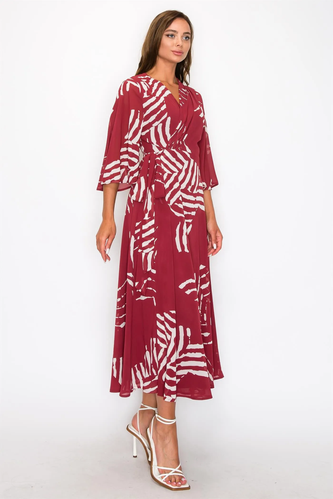 ONETHELAND Chiffon Print Three Fourth Sleeve Wrap V-Neck Maxi Dress In Burgundy
