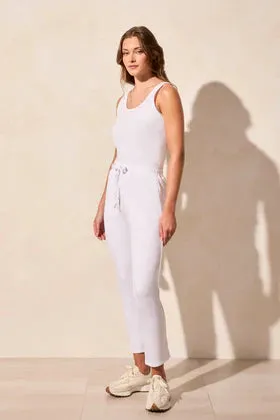 Pull On Capri w/Side Slits-White