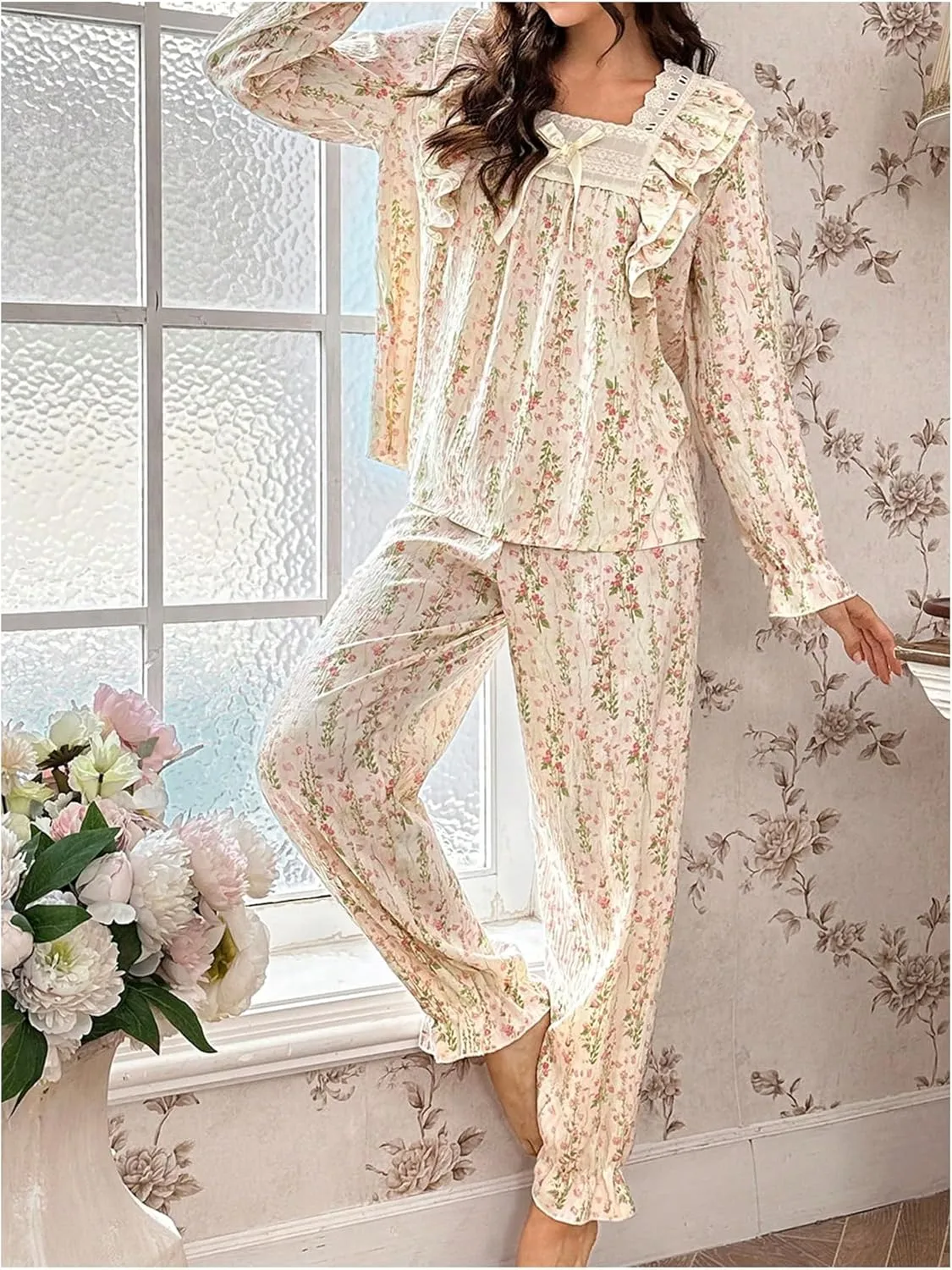 WDIRARA Women's Floral Print Pajama Set Long Sleeve Ruffle Pants Pjs Sets 2 Piece Sleepwear